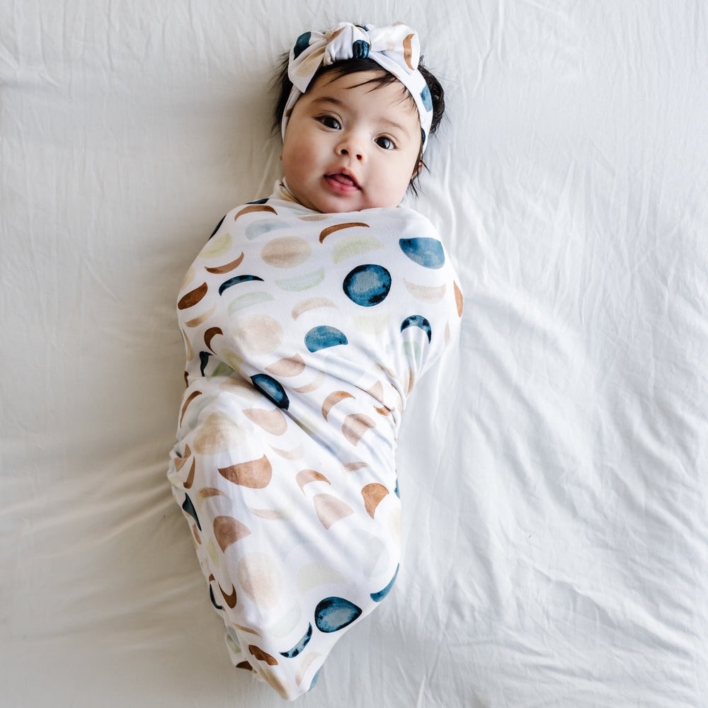 Like new, used once, little sleepies blanket and headband set